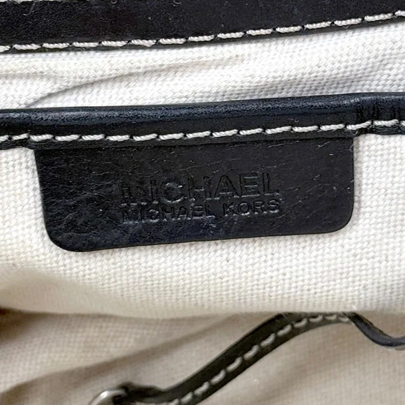 🔥 Michael Kors Astor Black Silver Studded Leather Hobo shoulder bag w/ Dustbag - Picture 6 of 13